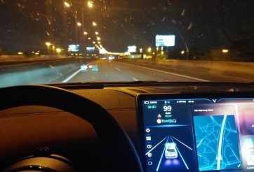 3 nguyên tắc 'sống còn' khi di chuyển trên cao tốc vào ban đêm