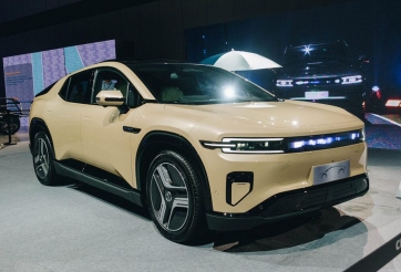 Changan mở bán mẫu SUV có khả năng chuyển thành xe bán tải trong 1 nốt nhạc