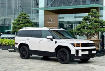 Hyundai Santa Fe thế hệ mới vừa ra mắt đã khan hàng