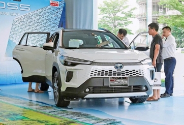 Mua ô tô tồn kho: Cơ hội mua rẻ nhưng cần cân nhắc