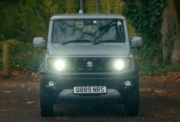 Cận cảnh 'bé hạt tiêu' Suzuki Jimny phiên bản 6 bánh độc bản: Từ bản vẽ đến hiện thực