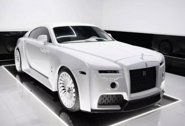 Mục sở thị Rolls-Royce Wraith Apollo 'dị bản' qua bàn tay của Venuum