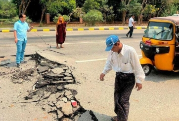 Nguyên tắc xử lý nếu gặp động đất khi đang lái xe