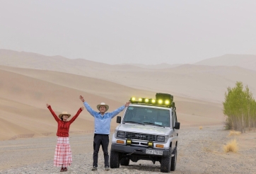 Ngô Kỳ Phong – 9X Việt phượt xuyên Trung Quốc hơn 15.000km trên “chiến mã” Land Cruiser cổ