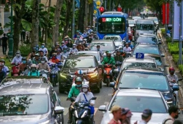 Bộ Nông nghiệp và Môi trường bác bỏ tin đồn cấm ôtô đời cũ vào trung tâm Hà Nội