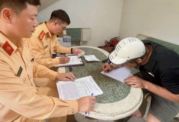 Bài học đắt giá cho tài xế và chủ xe khi bất cẩn làm bó sắt giữa đường