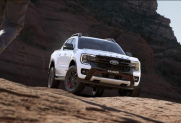 Xe xăng vẫn 'làm chủ' thị trường Việt: Rào cản nào khiến xe điện chưa bùng nổ?