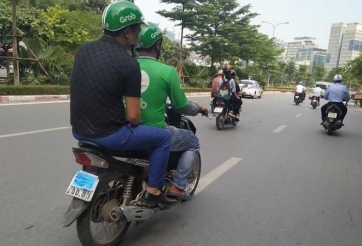 Dù mức phạt tăng cao, các shipper vẫn liều lĩnh che biển số