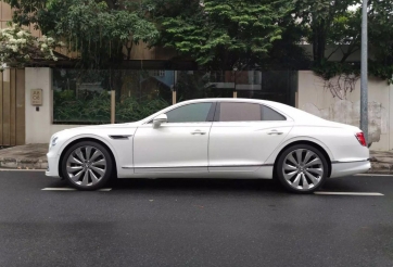 Bentley Flying Spur V8 đời 2021 rao bán hơn 13 tỷ: Xe cũ nhưng tại sao vẫn khiến giới đại gia tranh nhau sở hữu?