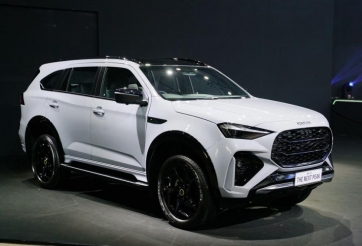 Ngày đôi 6/6 - Mitsubishi, Isuzu và BMW đồng loạt ra quân, thị trường ô tô Việt dậy sóng