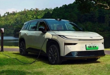 SUV điện giá rẻ của Toyota “lột xác” thành hàng xa xỉ khi xuất ngoại