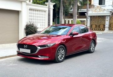 Sedan hạng C hụt hơi tại Việt Nam, “đuối sức” trước xu hướng xe gầm cao