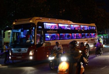 Đề xuất cấm xe khách chạy rạng sáng: Cần thiết hay chưa phù hợp?