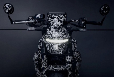 Honda công bố teaser mô tô điện hiệu suất cao, sức mạnh ngang xe xăng 500cc