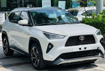 Loạt SUV cỡ B giảm giá kỷ lục trước tháng 'Ngâu', chạm đáy ngang xe hạng A