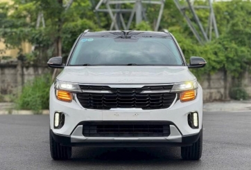 Nhiều đại lý 'xả kho' Kia Seltos, đưa giá bán về tiệm cận xe hạng A