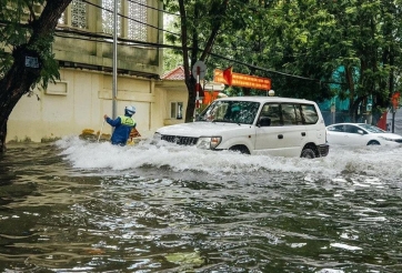 Xe cũ thủy kích: Rủi ro tiềm ẩn phía sau mức giá hấp dẫn