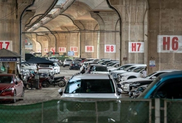 Nguy cơ mất an toàn từ bãi xe gầm cầu: Hà Nội mạnh tay thu hồi giấy phép sau vụ cháy Vĩnh Tuy