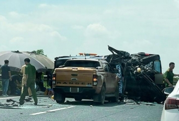 Tai nạn kinh hoàng trên cao tốc Pháp Vân - Cầu Giẽ: 18 người nhập viện, có 10 du khách Pháp