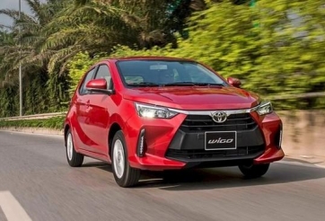 Ô tô máy xăng giá rẻ lao dốc, cơ hội nào cho Grand i10?