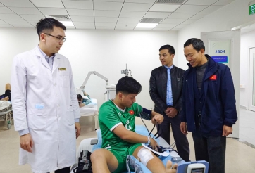 VFF có hành động với tuyển thủ Việt Nam bị đứt dây chằng