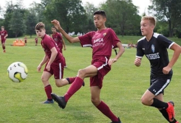 Thần đồng Việt kiều cao gần 2m chuyển sang Thái Lan thi đấu