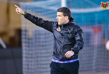 Hai trận thua liên tiếp, ghế HLV Ninh Bình bắt đầu lung lay