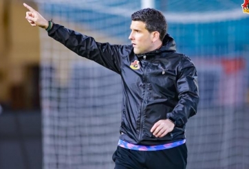 Vừa bị sa thải, HLV Tây Ban Nha có hành động bất ngờ với CLB Thanh Hóa