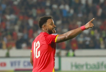 Xuân Son lập kỷ lục mới sau cú đúp hủy diệt Malaysia