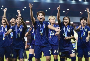 Vừa vô địch giải FIFA, tuyển Thái Lan nhận thưởng 'khủng' từ Madam Pang