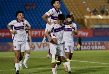 Tân binh ĐT Việt Nam ghi điểm cực mạnh với HLV Kim Sang Sik