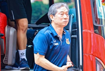 Cựu HLV Hàn Quốc của ĐT Việt Nam bất ngờ chia tay đội bóng V.League