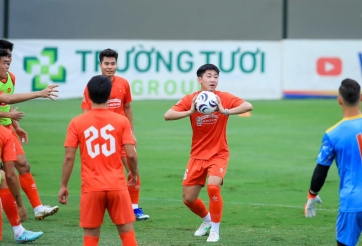 ĐT Việt Nam có thay đổi bất ngờ trước ngày sang Hàn Quốc