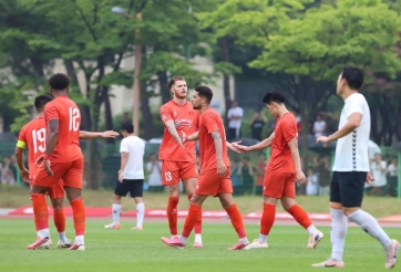 Báo Indonesia lo ngại trước động thái mới của ĐT Việt Nam