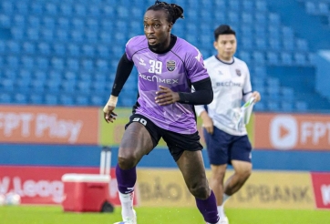 Tiền vệ nhập tịch bất ngờ bị cựu vương V.League gạch tên