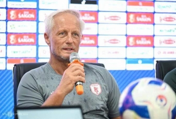 HLV Myanmar tố trọng tài thiên vị Thái Lan, cay đắng rời AFF Cup