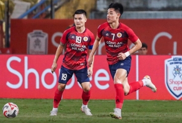 HLV Polking bất ngờ ‘gạch tên’ 3 ngôi sao ĐT Việt Nam