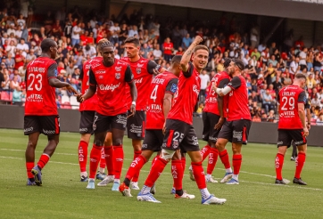 Pau FC bị Guingamp 'hủy diệt' trong ngày Quang Hải chào sân ở Ligue 2