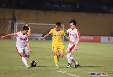 Thắng nhẹ nhàng SLNA, Viettel quay trở lại cuộc đua vô địch