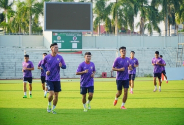 Hồng Lĩnh Hà Tĩnh nhận 'phao cứu sinh' ở cuộc đua trụ hạng V-League