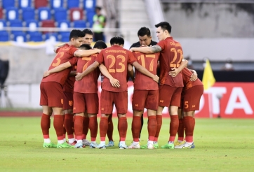 Đại kình địch ĐT Việt Nam chốt danh sách AFF Cup khiến tất cả ngỡ ngàng?