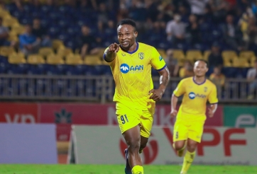 CLB V-League bất ngờ chia tay nhà vô địch U17 World Cup