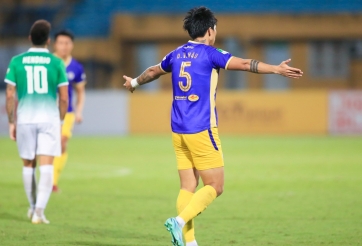 Văn Hậu nói gì sau khi ghi siêu phẩm Trivela vào lưới Văn Lâm?