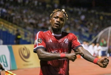 Chia tay 'bạn thân' Lee Nguyễn, CLB TP HCM quyết tái hợp người cũ