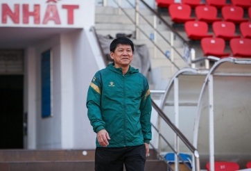Toàn thua cả 3 trận đầu tiên, HLV TP HCM đổ lỗi cho cầu thủ