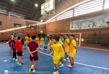 ĐT Việt Nam được đón tiếp như VIP trước ngày đấu Argentina