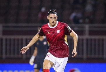 TP HCM chia tay 'tử huyệt', vá lỗ hổng phòng ngự bằng người cũ