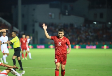 Vừa gia nhập CAHN, Quang Hải mất luôn danh hiệu 'số 1 Việt Nam'