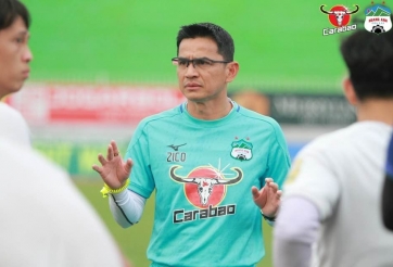 HLV Kiatisak nói điều cực bất ngờ về tiền đạo U23 Việt Nam