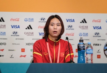 VIDEO: Tiền đạo ĐT Việt Nam trăn trở tìm cách ghi bàn vào lưới Hà Lan